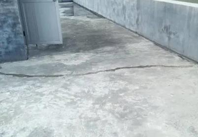 沅江楼顶漏水维修公司分享下如何解决卫生间隐蔽部位漏水的问题?